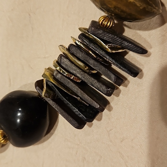 WOODEN Vintage Mixed Media Necklace - Picture 4 of 10